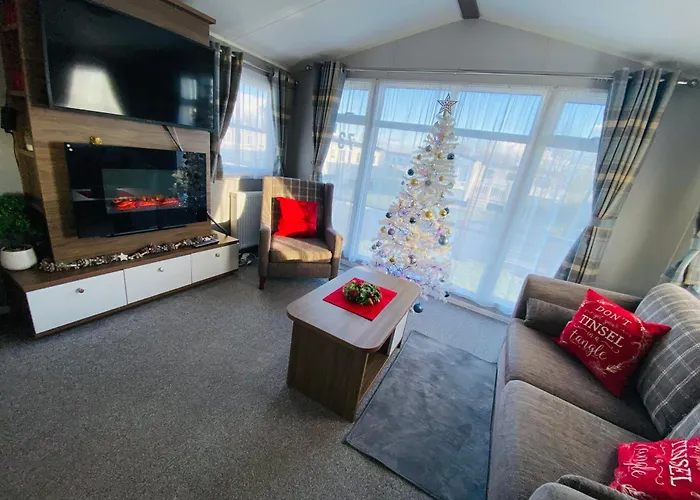 Rj Luxury Caravan Hire With Hot Tub